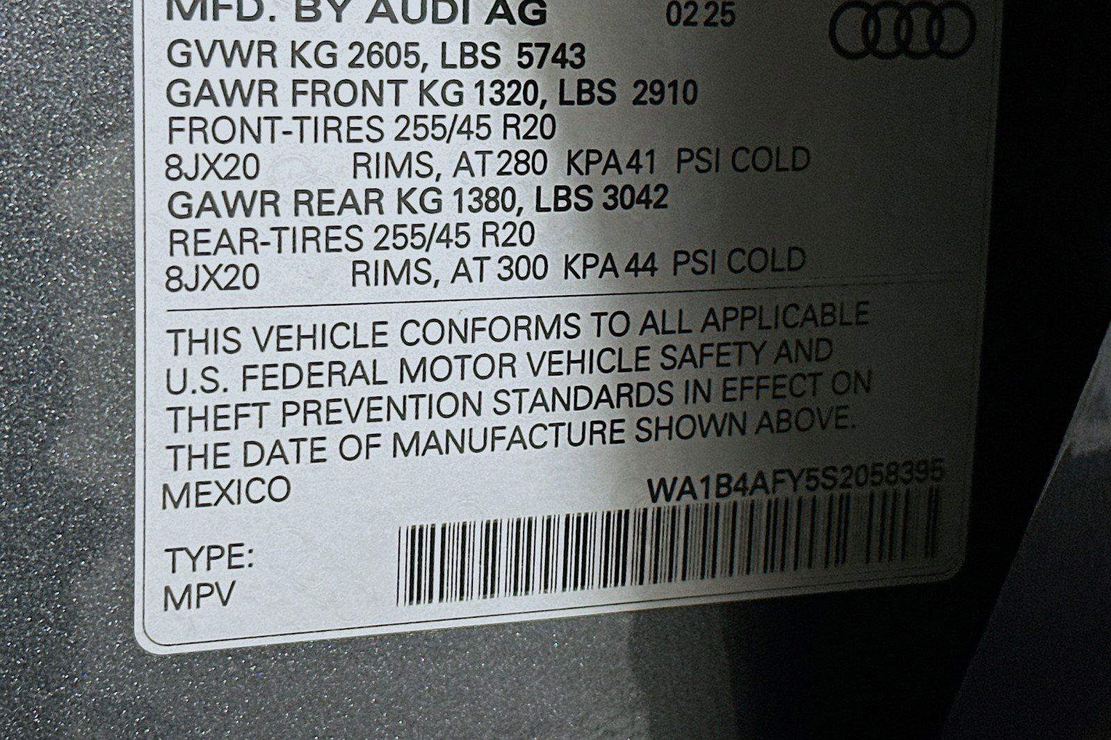 Used 2025 Audi SQ5 Premium Plus image 24