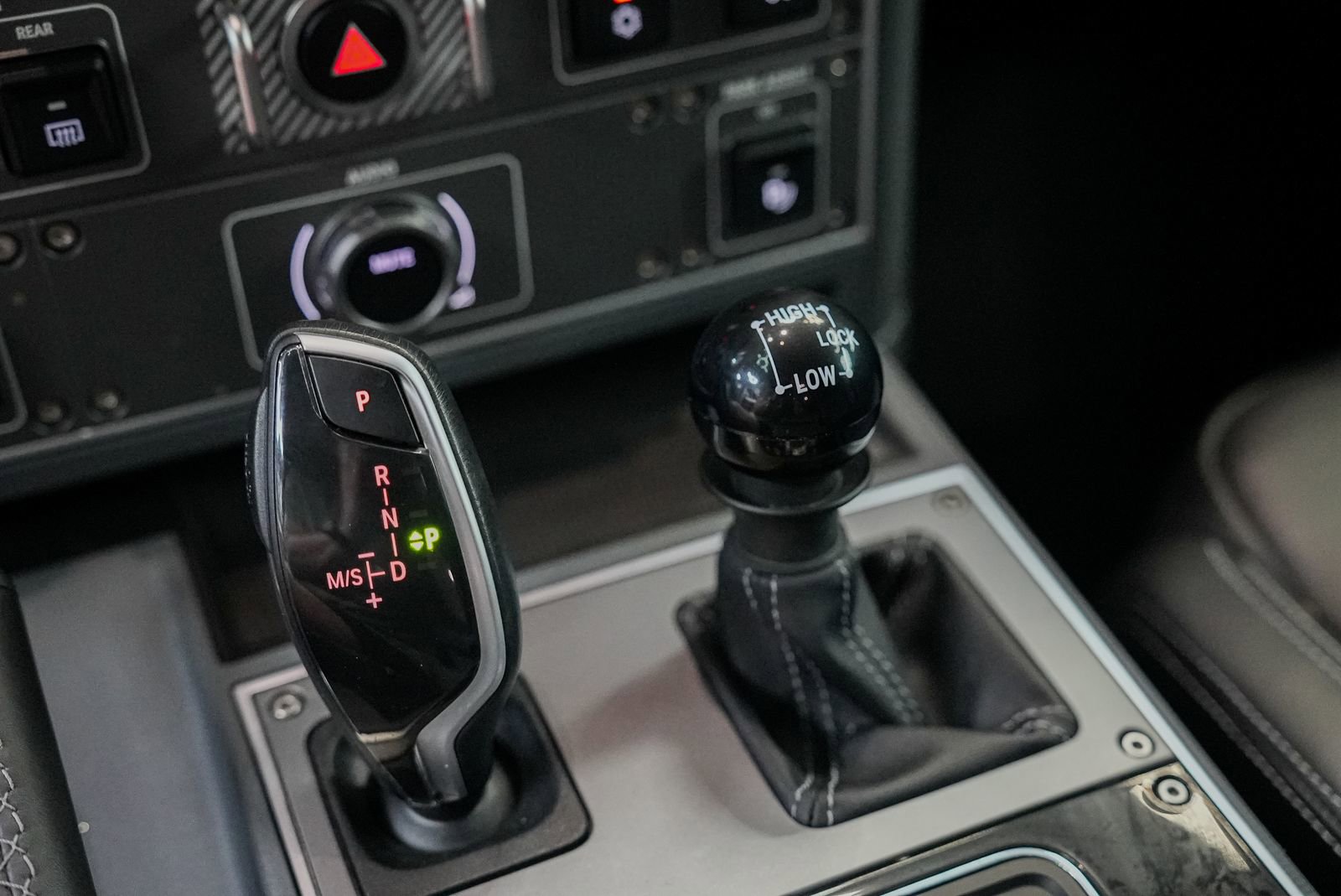 Used 2024 INEOS Grenadier Fieldmaster Edition AWD/4WD image 34