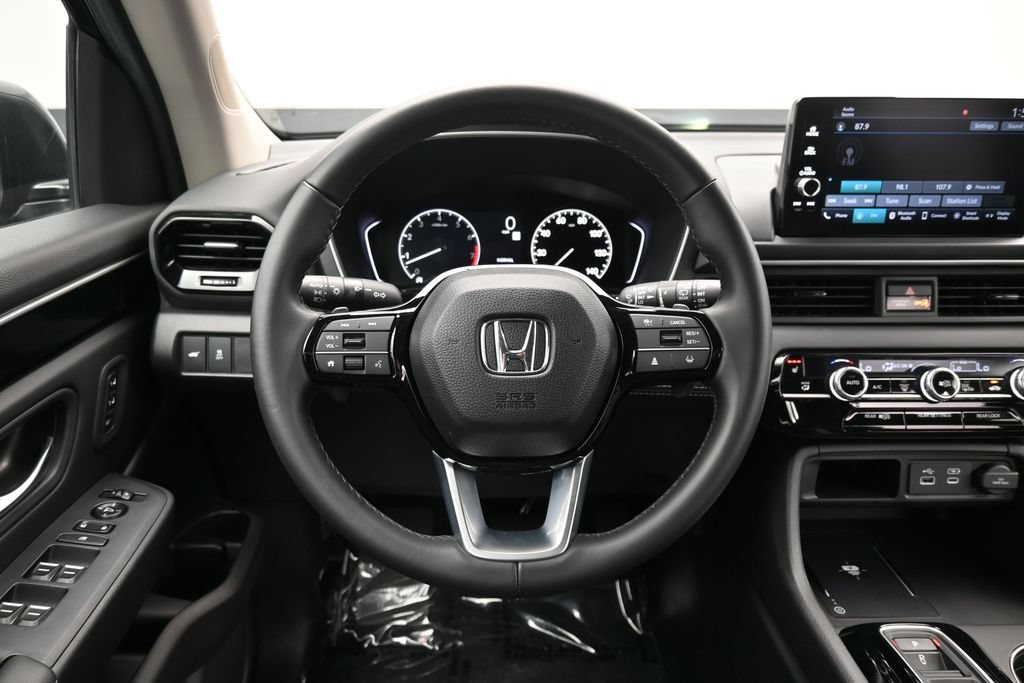 Certified 2025 Honda Pilot EX-L image 47