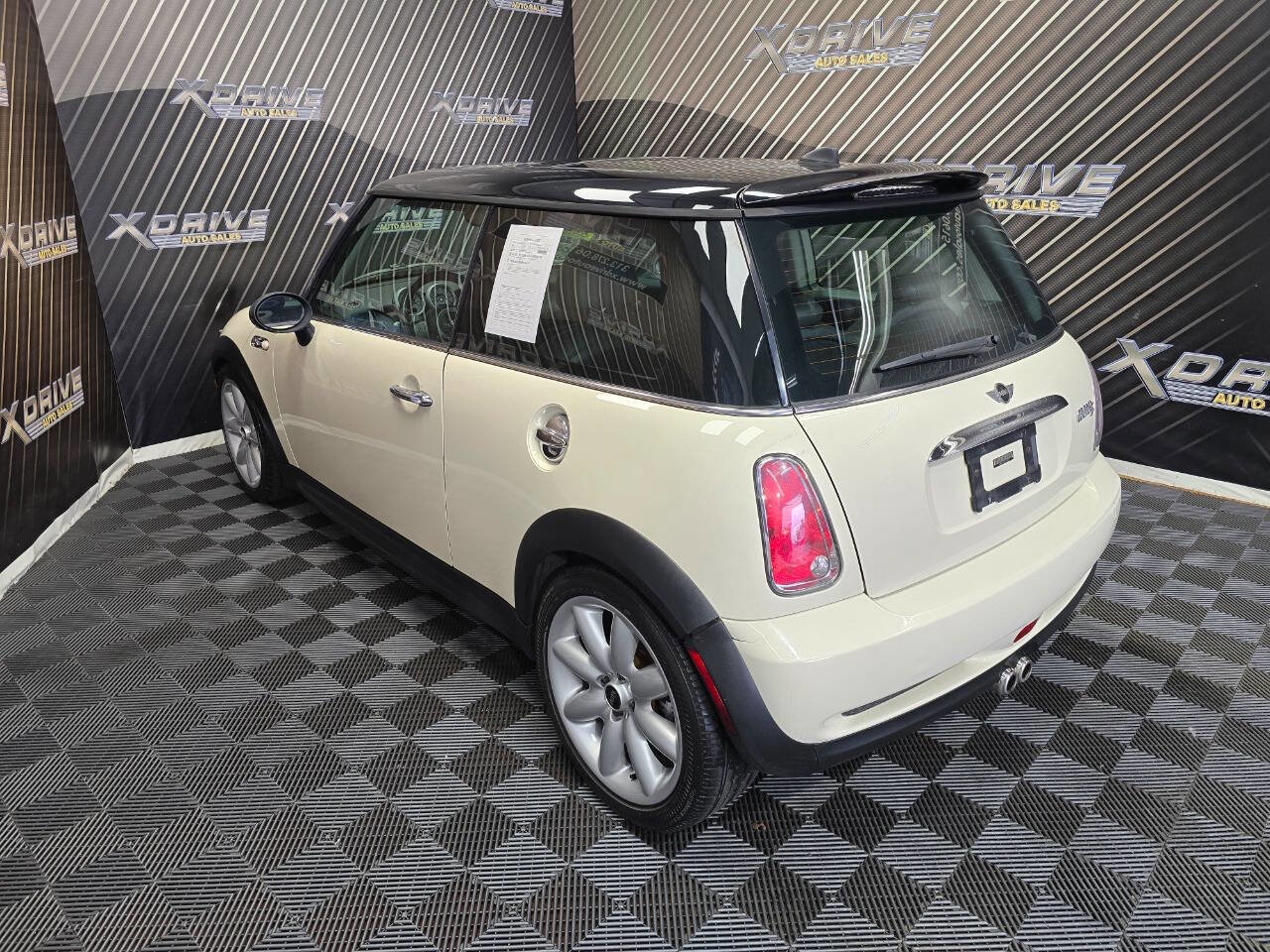 Used 2005 MINI Cooper S image 8