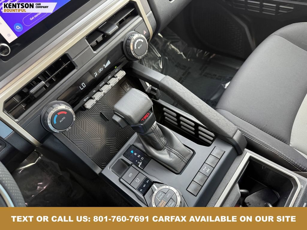 Used 2025 Toyota Tacoma TRD Off-Road image 25