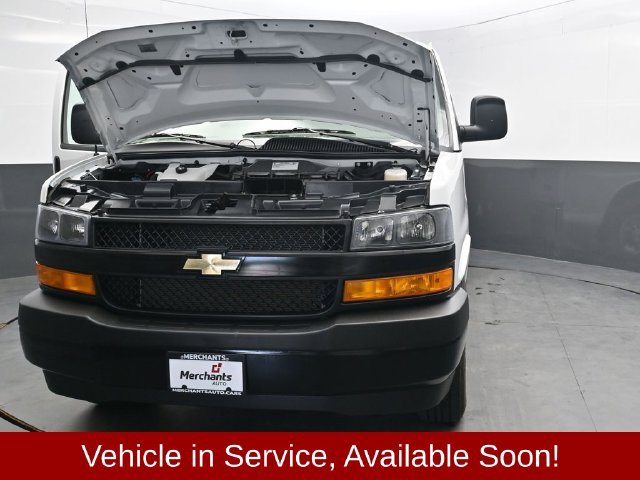 Used 2024 Chevrolet Express 3500 LS RWD image 40