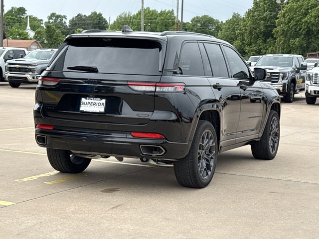 Used 2025 Jeep Grand Cherokee Summit AWD/4WD image 3