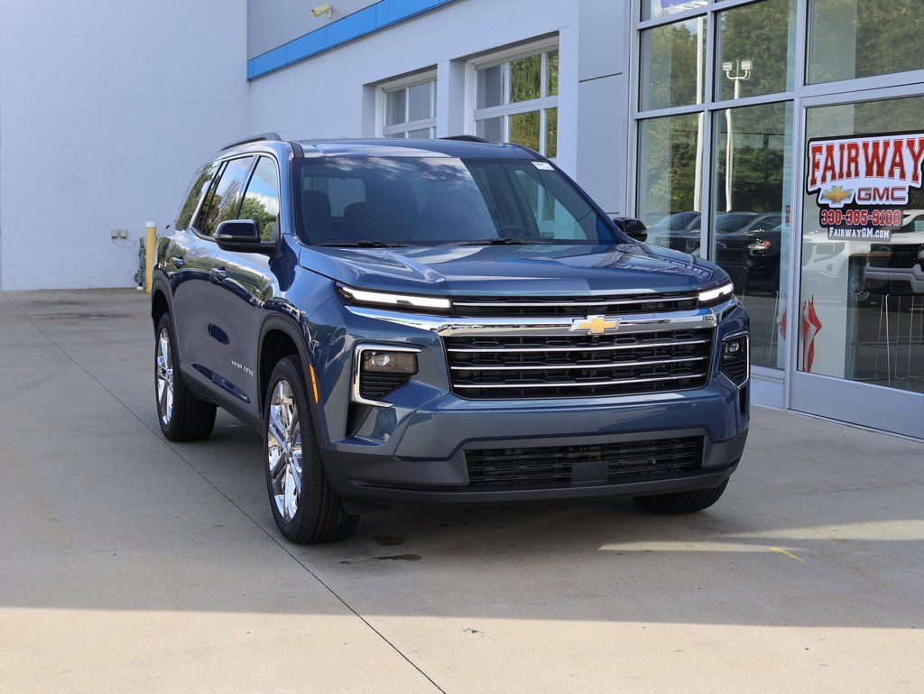 New 2026 Chevrolet Traverse LT w/ LPO, Floor Liner Package image 2