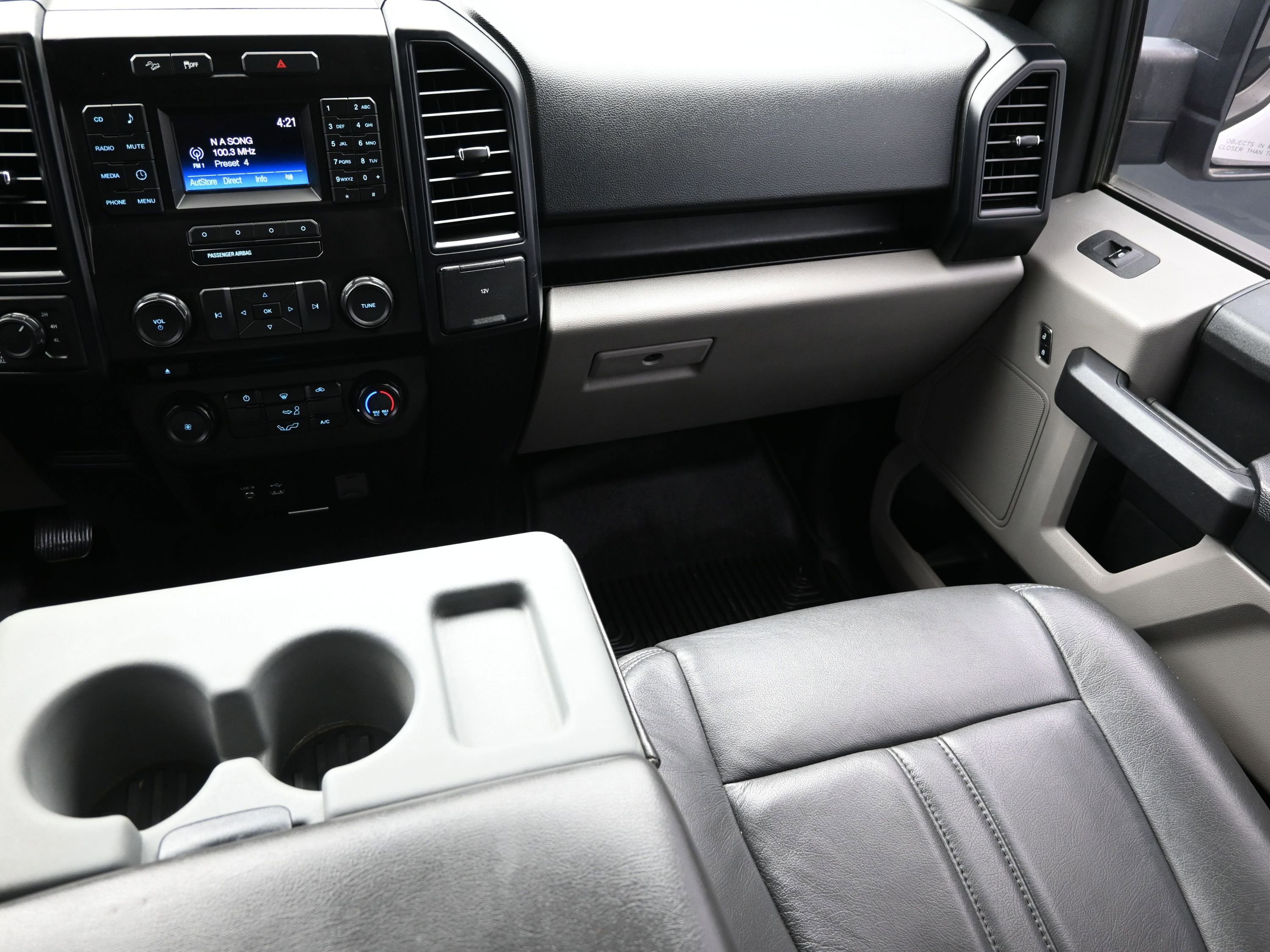 Used 2015 Ford F150 XL w/ Equipment Group 101A Mid AWD/4WD image 35