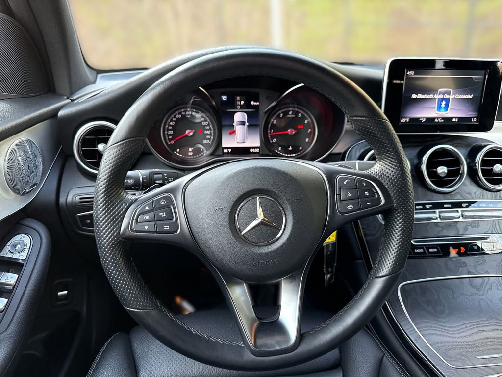 Used 2019 Mercedes-Benz GLC 300 4MATIC image 11