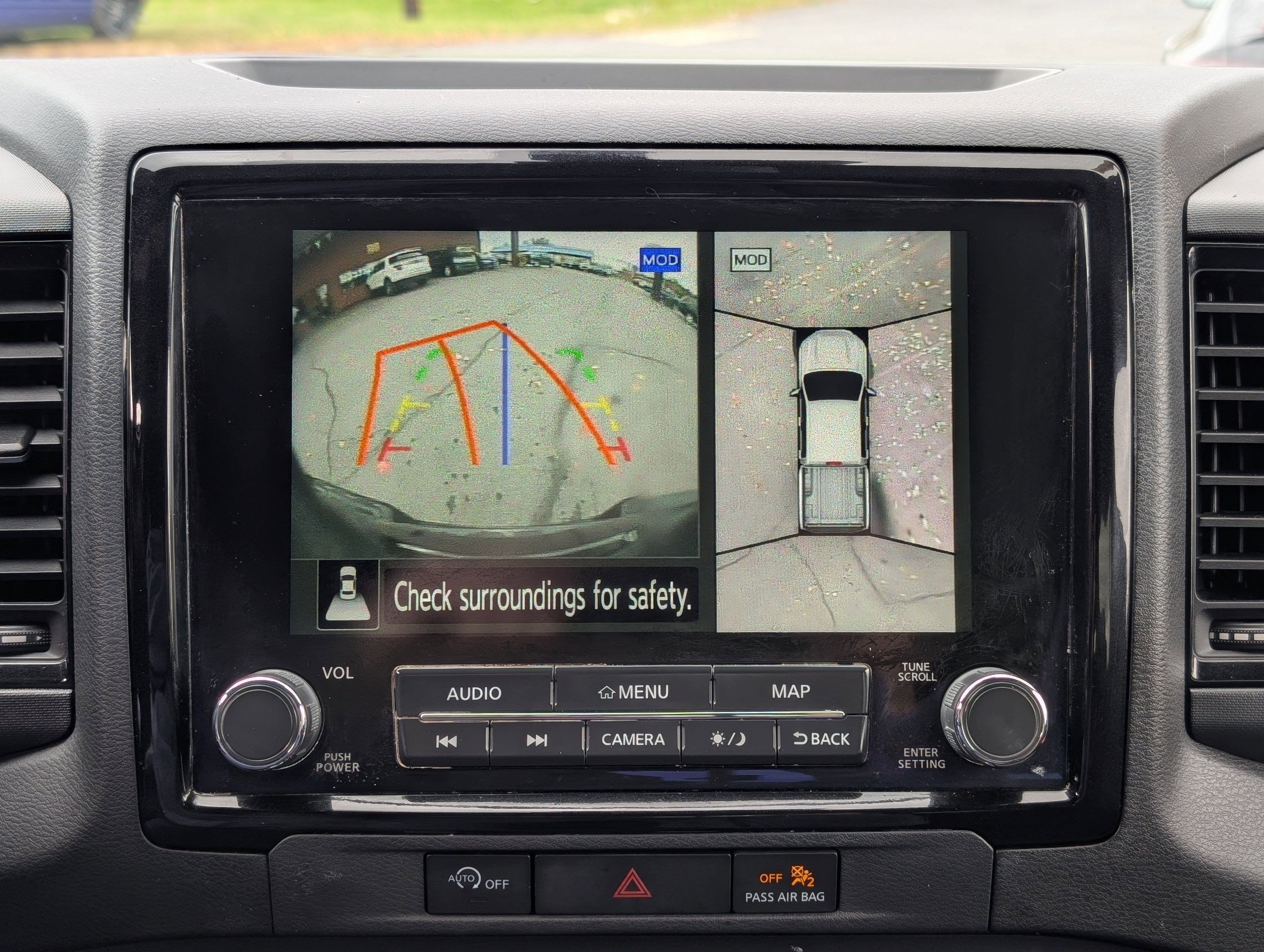 Used 2023 Nissan Frontier PRO-4X w/ Pro Convenience Package image 3