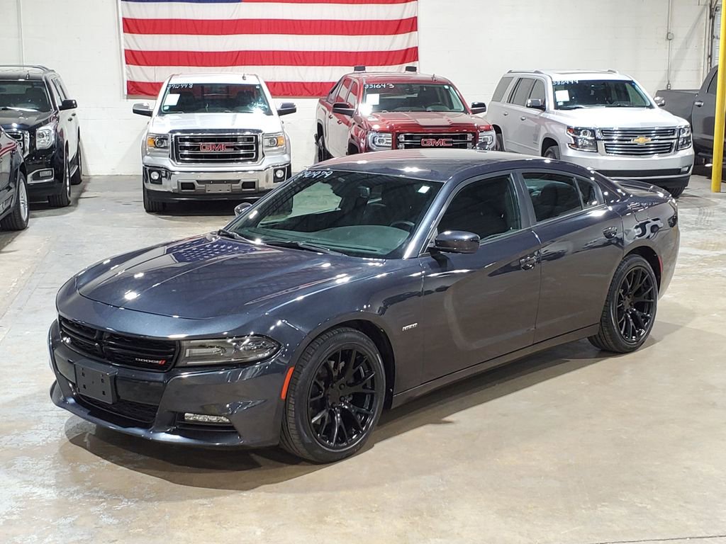 Used 2018 Dodge Charger R/T w/ Navigation & Travel Group image 38