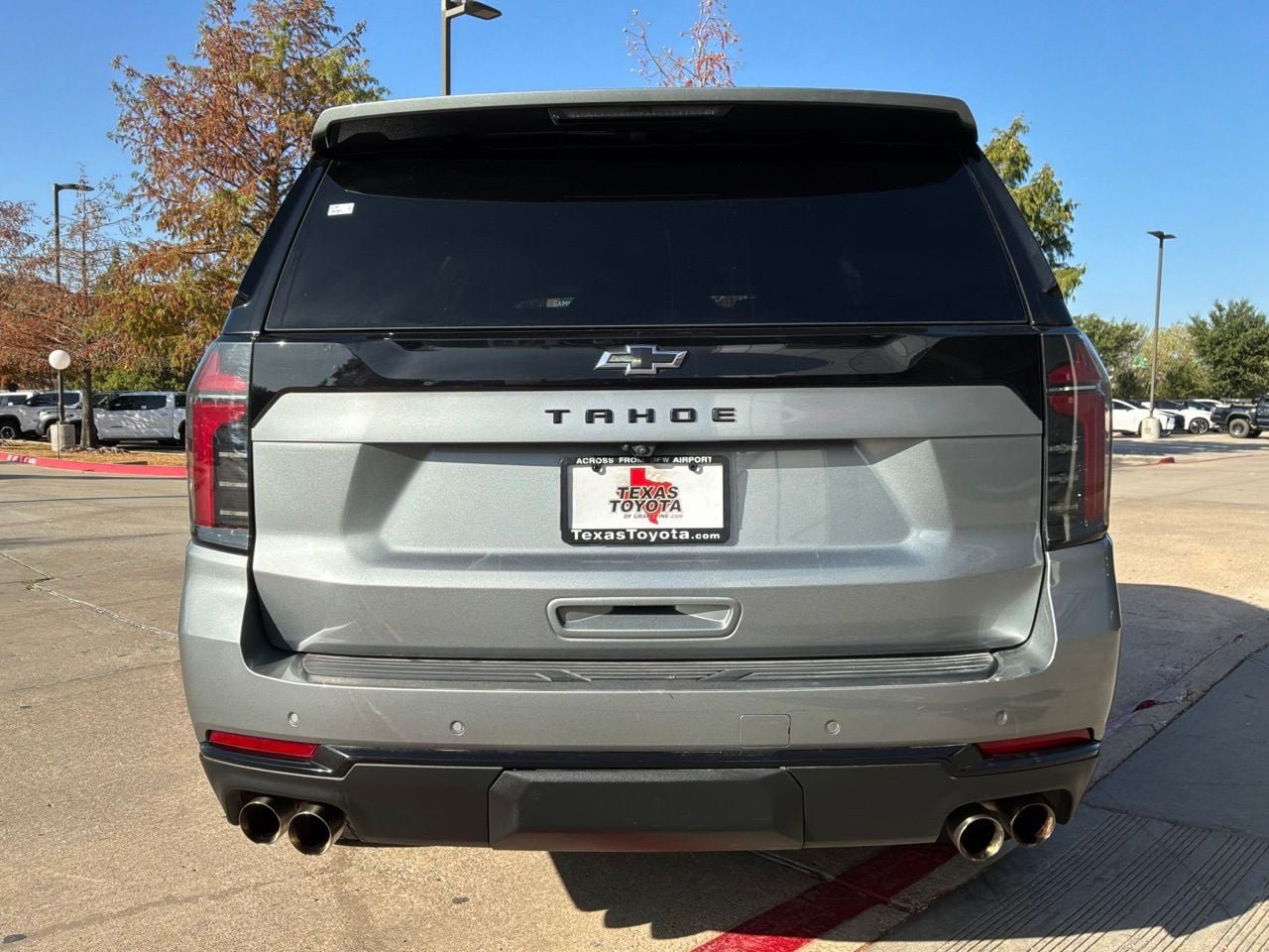 Used 2025 Chevrolet Tahoe Z71 AWD/4WD image 7