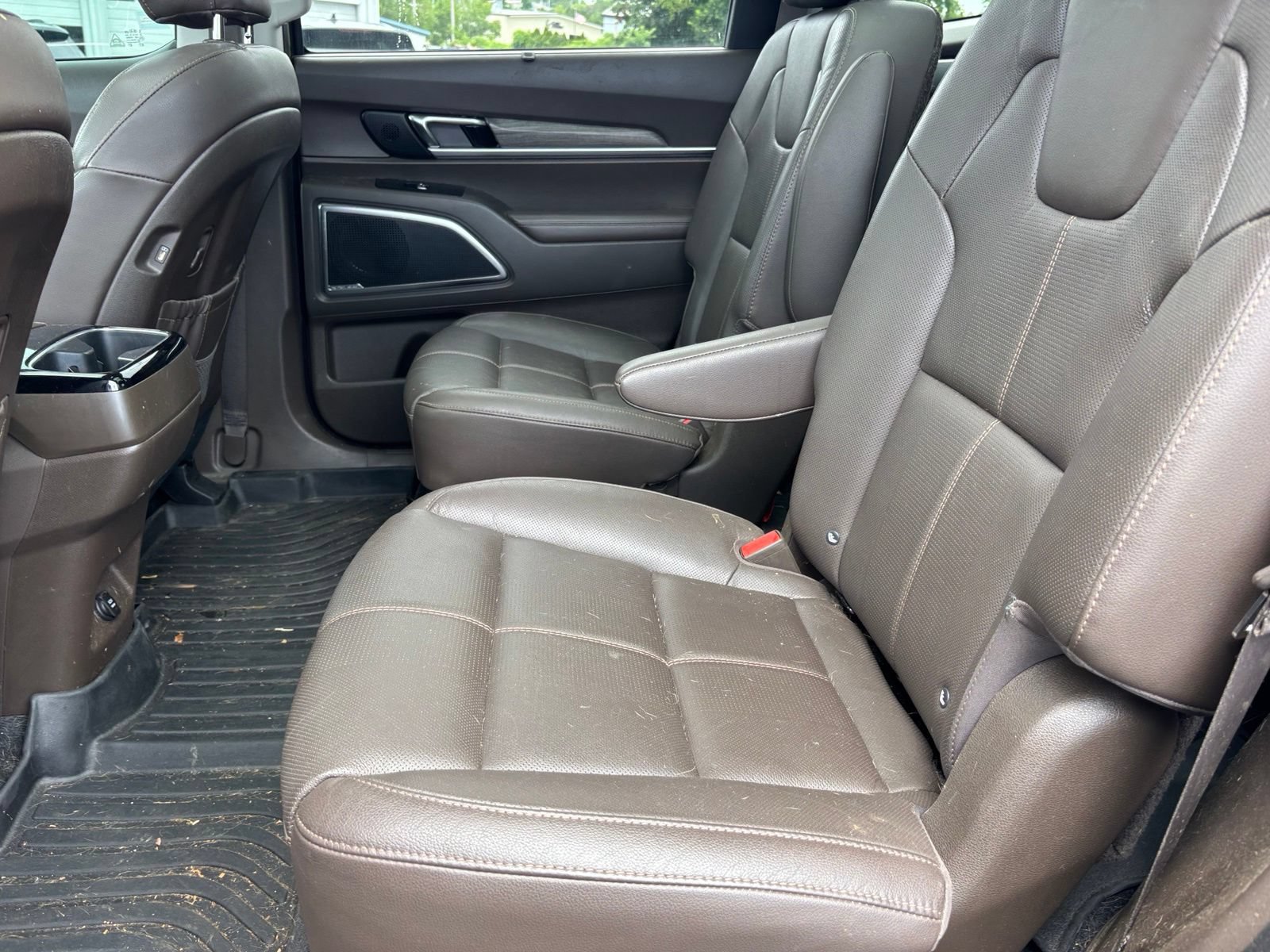 Used 2020 Kia Telluride SX w/ Towing Package AWD/4WD image 12