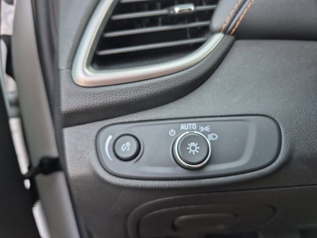 Certified 2021 Chevrolet Trax LS w/ Tint and Cruise Package image 25