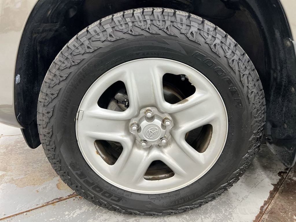 Used 2010 Toyota RAV4 2WD image 25