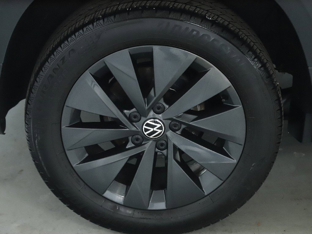 Used 2024 Volkswagen Taos S image 12