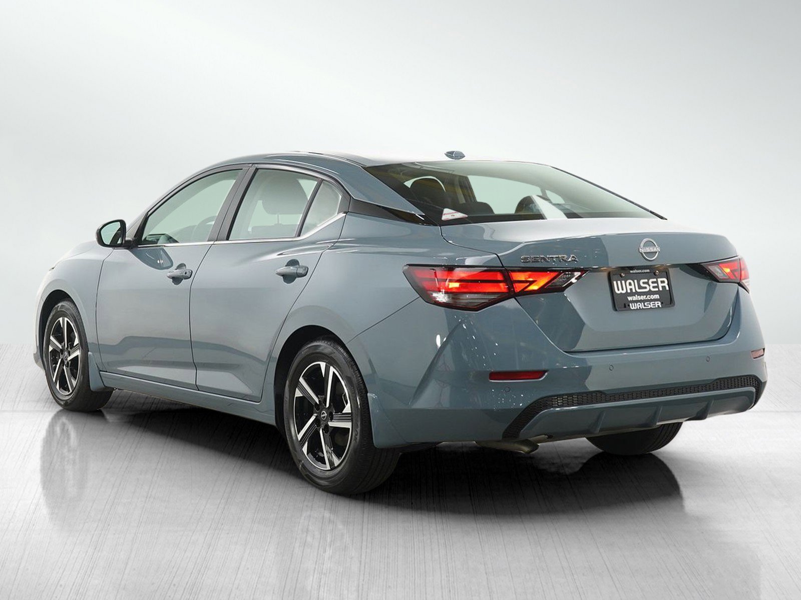 Used 2025 Nissan Sentra SV w/ All-Weather Package image 4