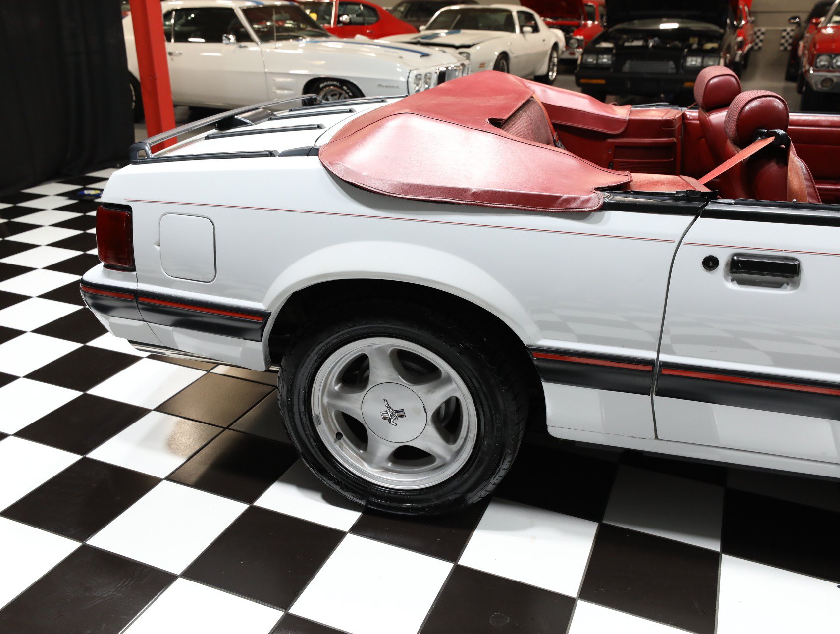 Used 1991 Ford Mustang LX RWD image 26