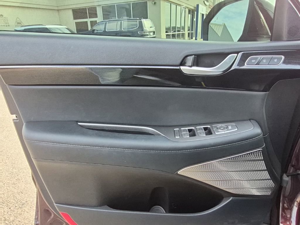 Used 2021 Hyundai Palisade Limited w/ Cargo Package image 9