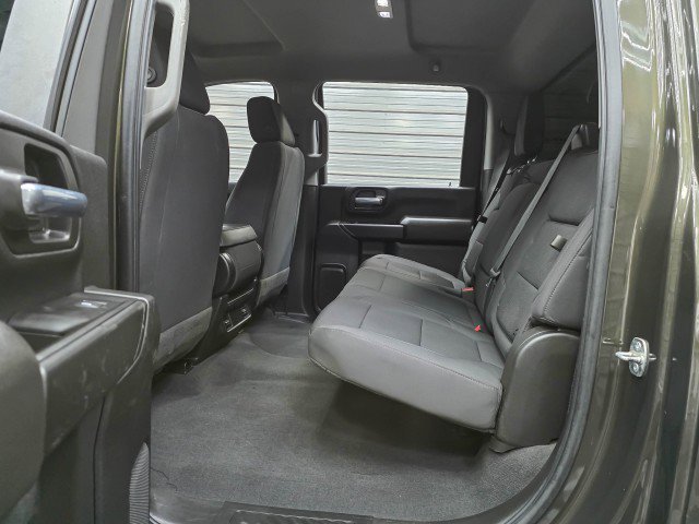 Used 2022 Chevrolet Silverado 2500 Custom w/ Custom Value Package AWD/4WD image 17