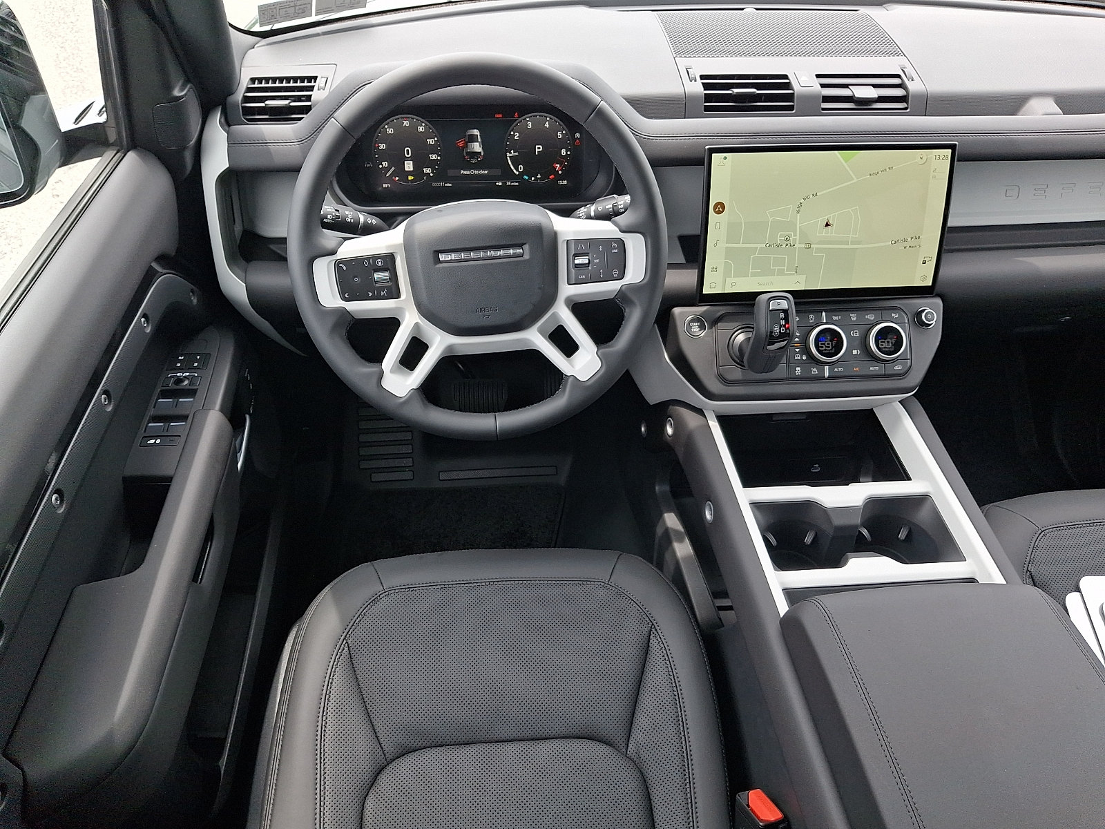 Used 2026 Land Rover Defender 110 X-Dynamic SE AWD/4WD image 11