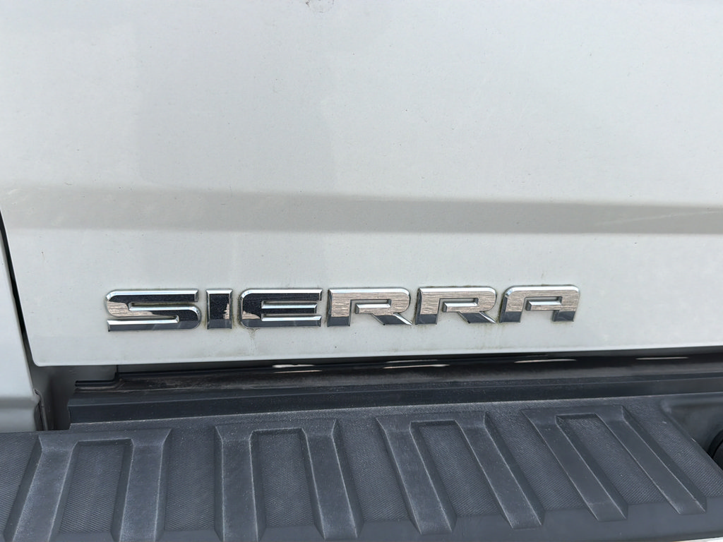 Used 2017 GMC Sierra 1500 Denali w/ Denali Ultimate Package AWD/4WD image 21