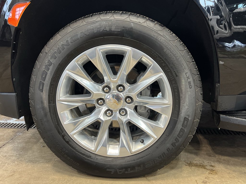 Used 2024 Chevrolet Tahoe Premier w/ Premium Package image 8