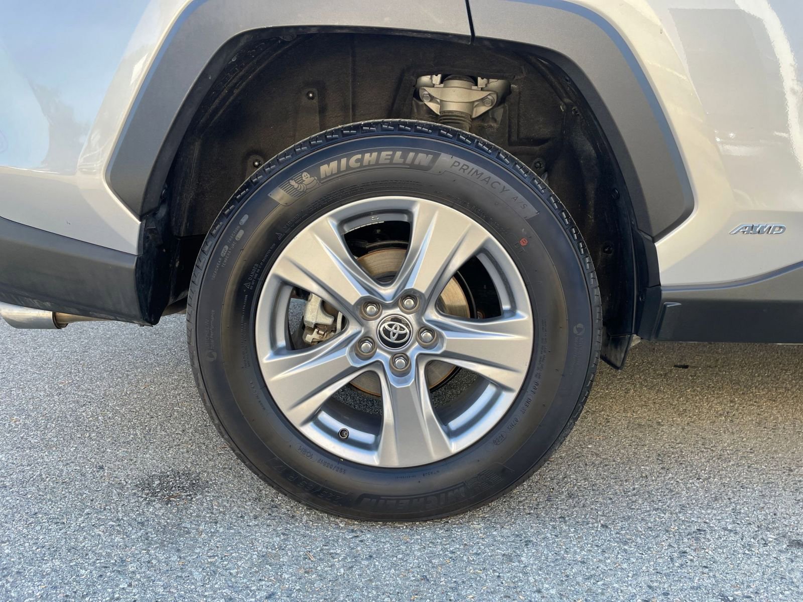 Used 2025 Toyota RAV4 LE image 30