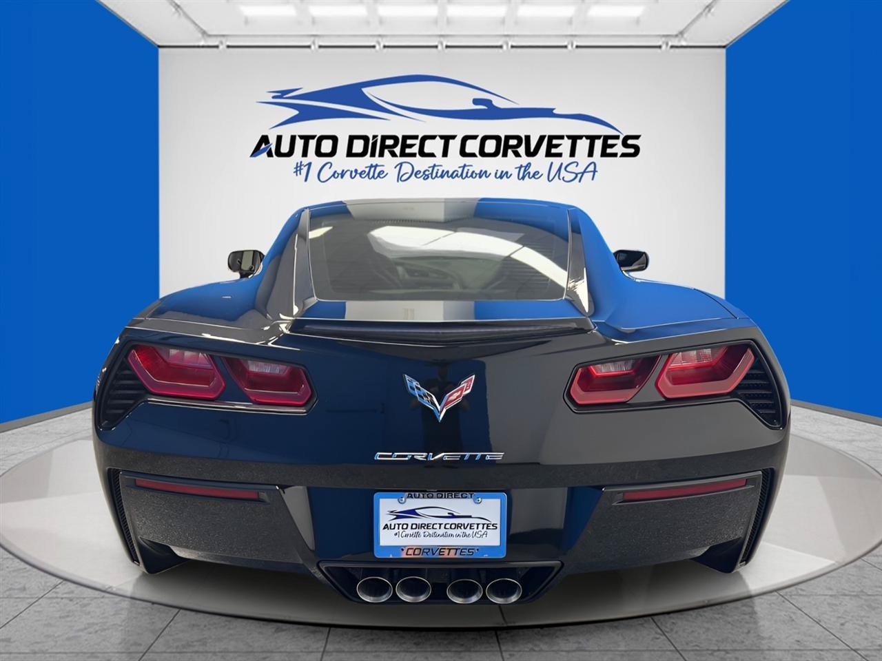 Used 2019 Chevrolet Corvette Stingray Coupe w/ 1LT RWD image 8