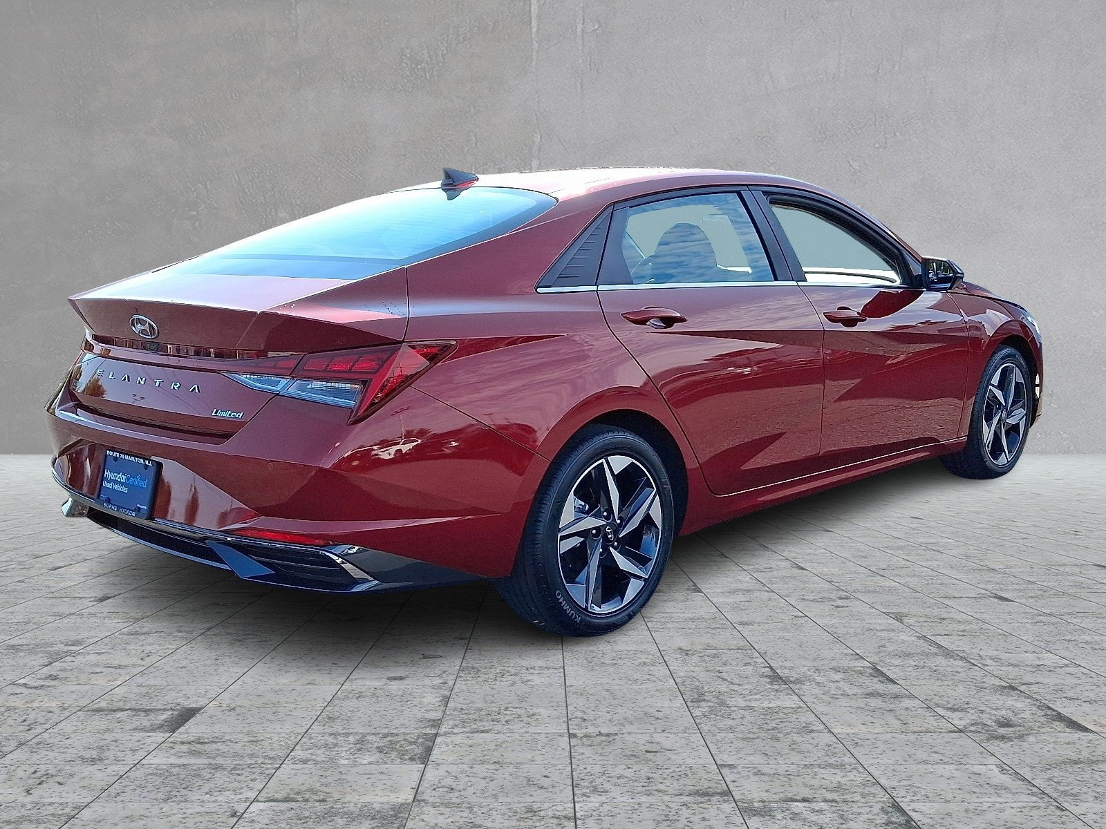 Certified 2023 Hyundai Elantra Limited FWD image 4