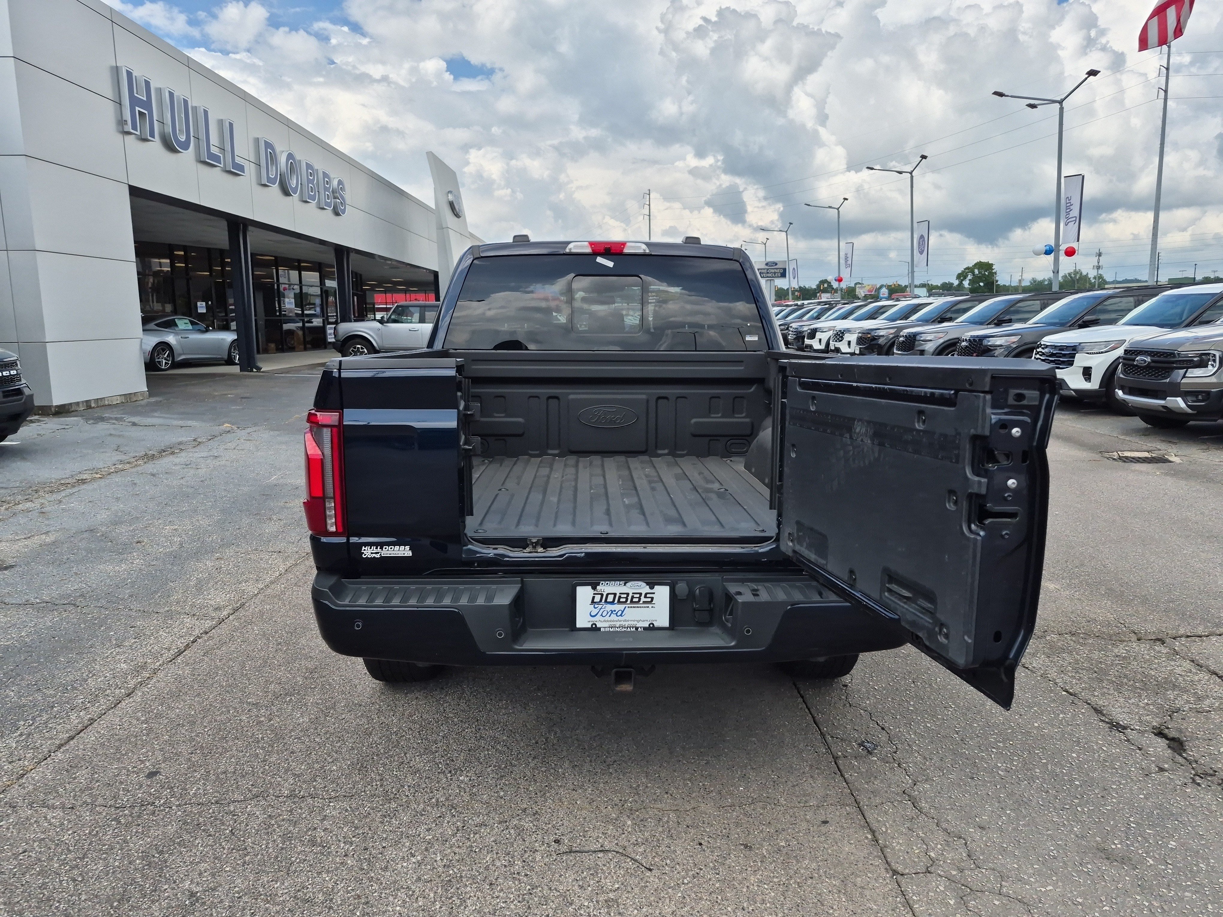 Used 2025 Ford F150 Platinum AWD/4WD image 7