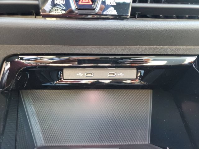New 2026 Volkswagen GTI SE FWD image 21