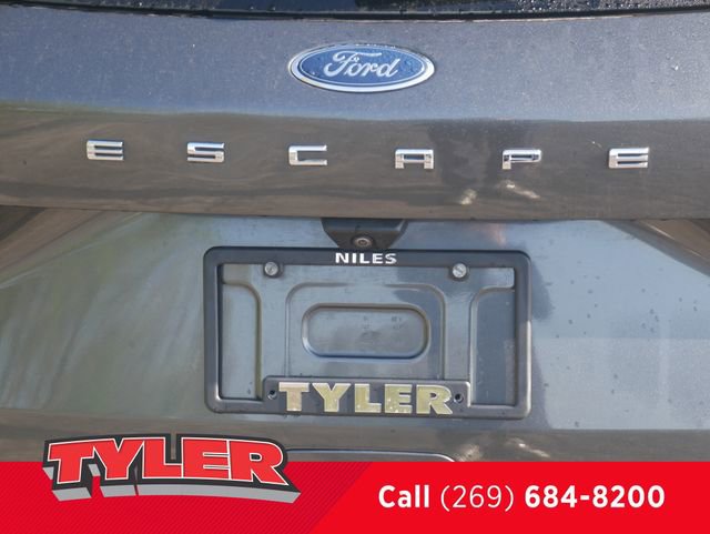 Used 2020 Ford Escape SEL AWD/4WD image 16