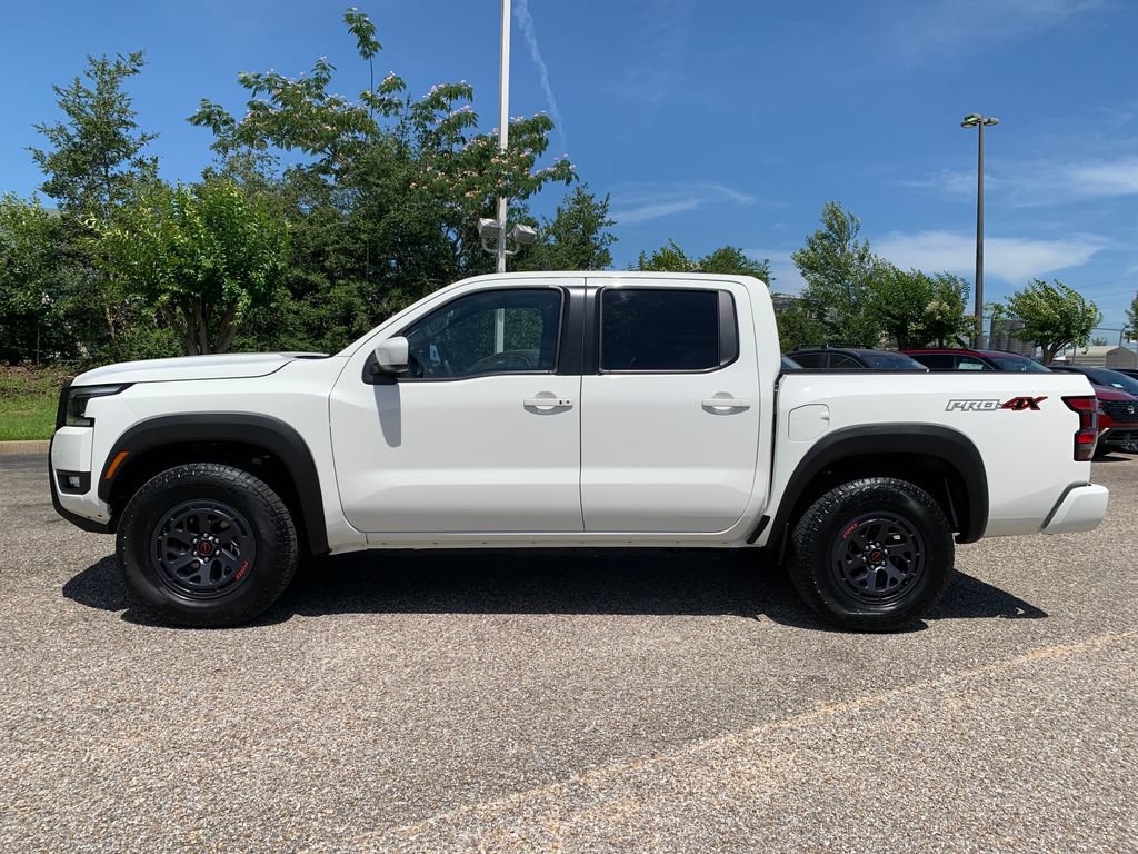 Used 2026 Nissan Frontier PRO-4X AWD/4WD image 5