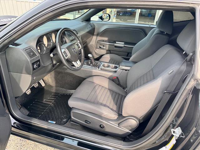 Used 2012 Dodge Challenger R/T image 9