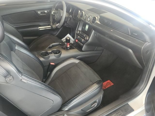 Used 2016 Ford Mustang Shelby GT350 w/ Technology Package RWD image 18