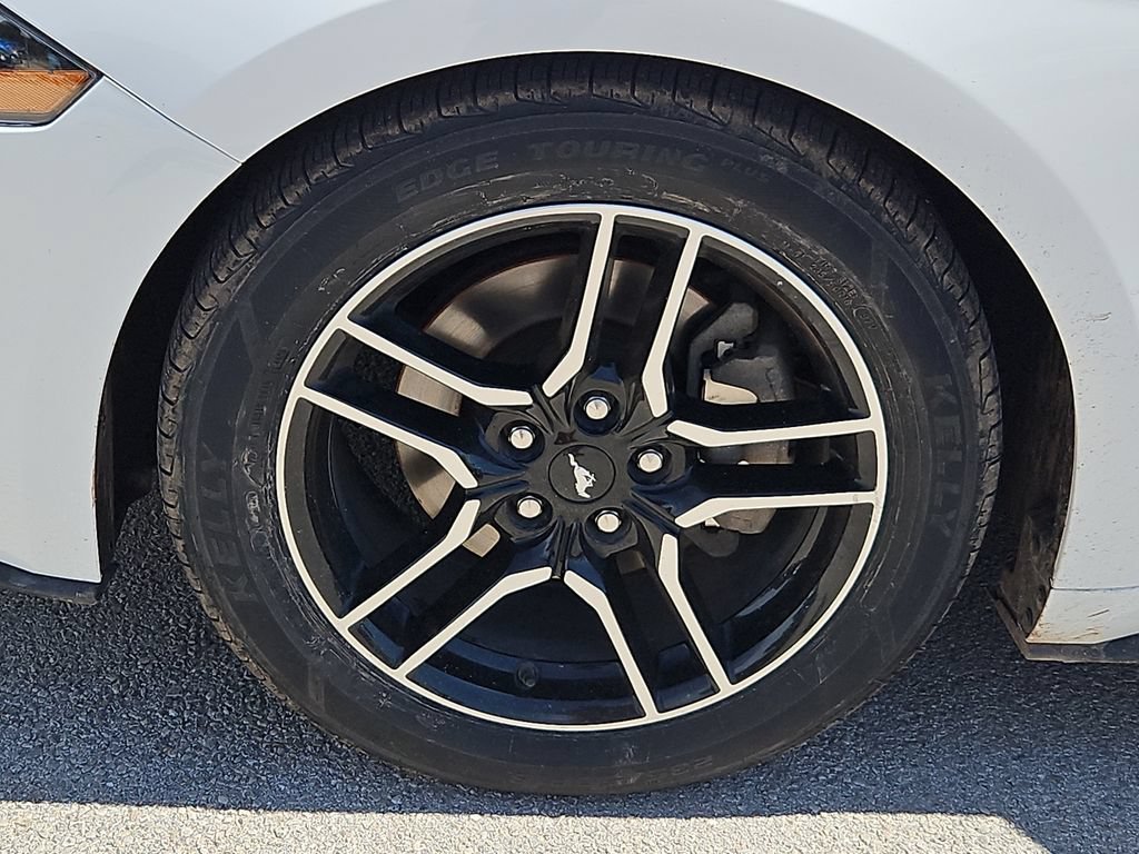 Used 2020 Ford Mustang Premium RWD image 14