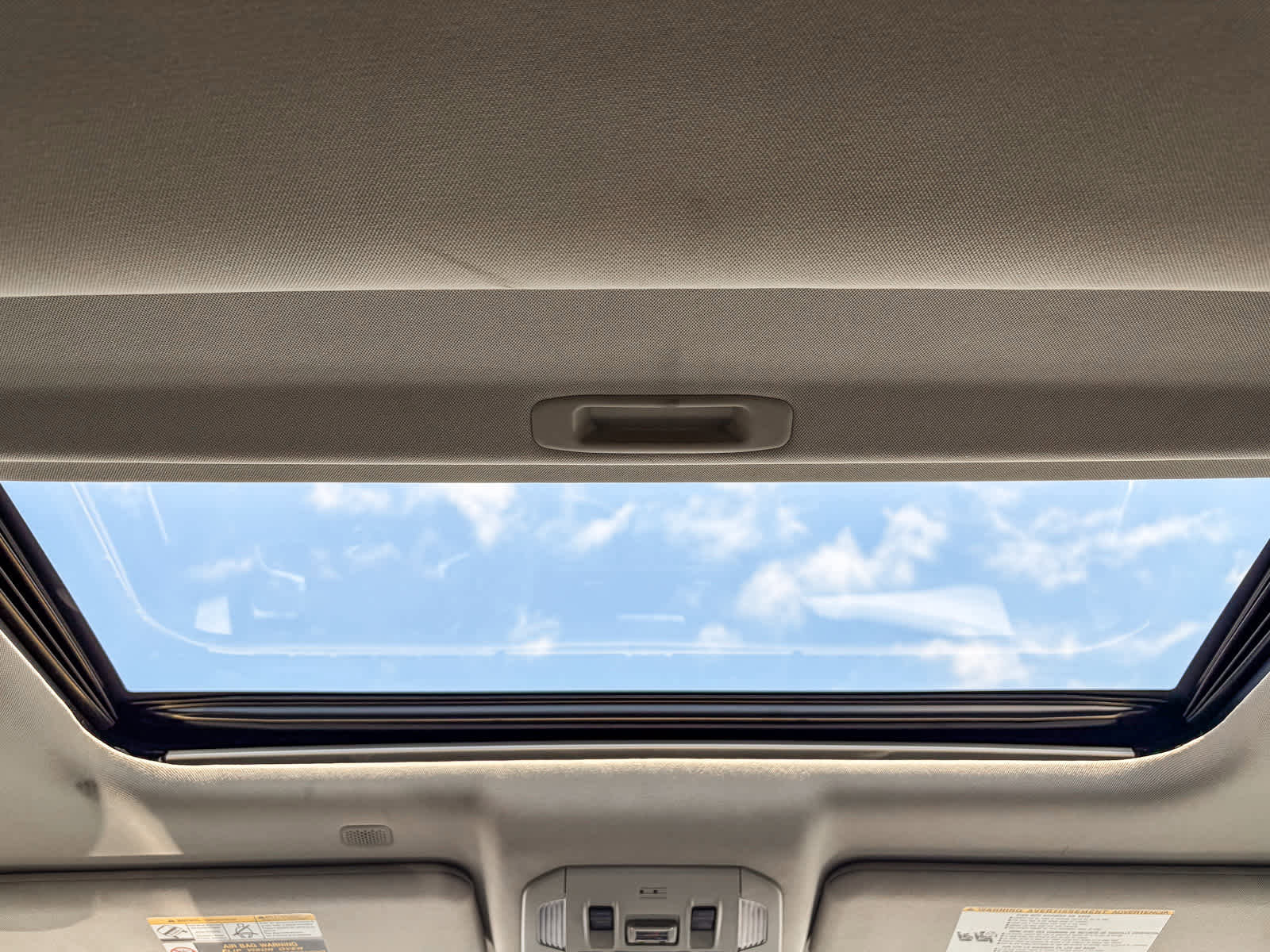Used 2021 Toyota Highlander XLE FWD image 15