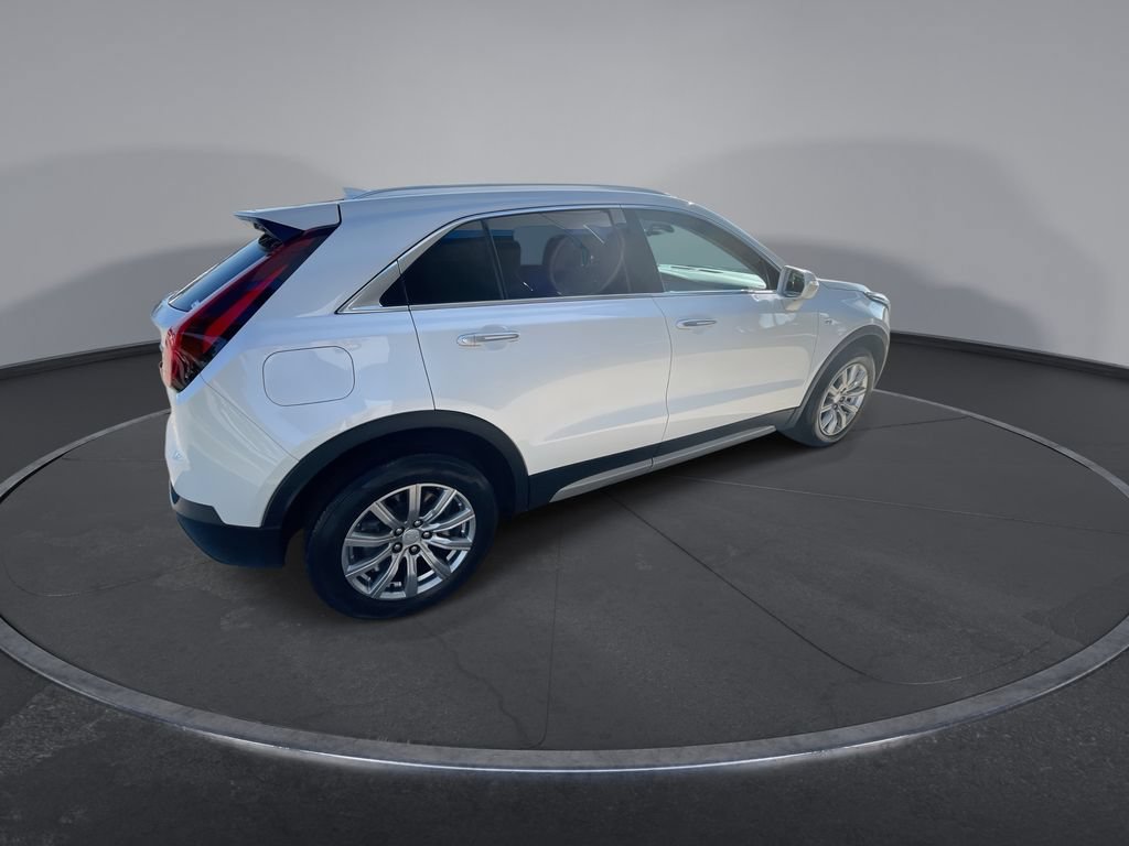 Used 2020 Cadillac XT4 Premium Luxury w/ Enhanced Visibility Package FWD image 8
