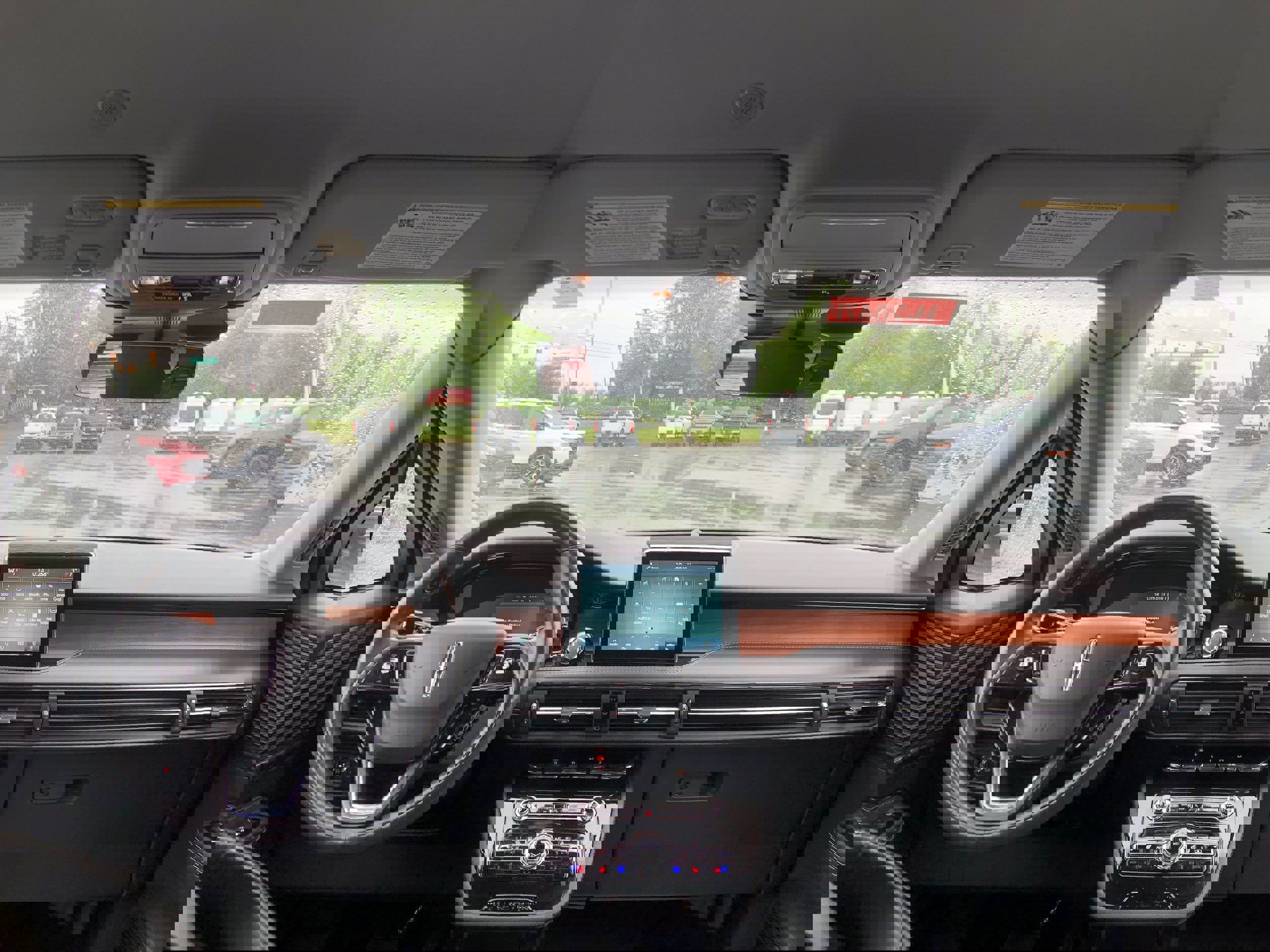 Used 2022 Lincoln Corsair Reserve w/ Elements Package image 11