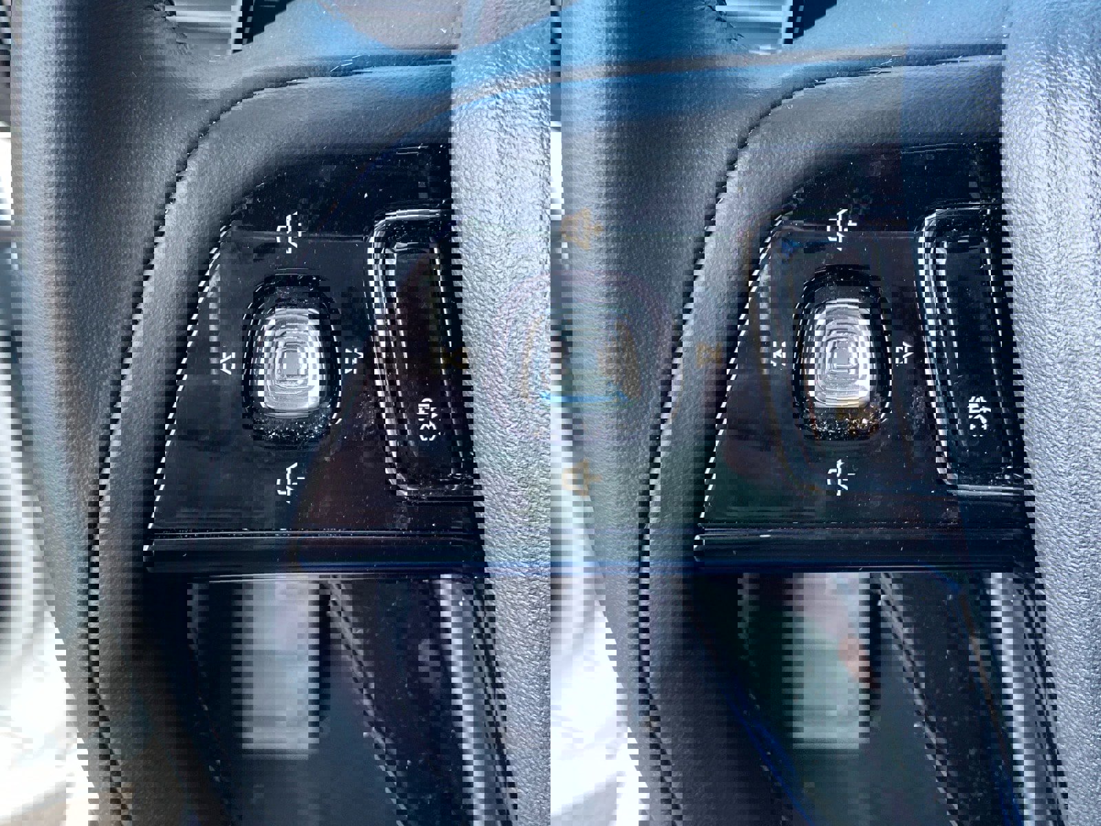 Used 2025 Lincoln Corsair Reserve image 18