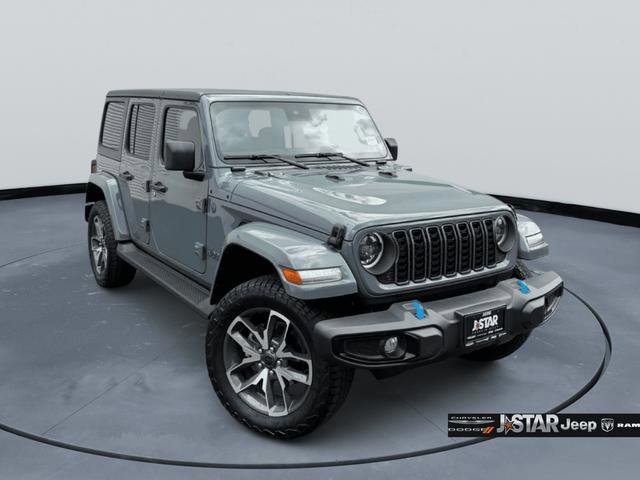 Used 2024 Jeep Wrangler Unlimited w/ LED Headlamp & Fog Lamp Group AWD/4WD image 3