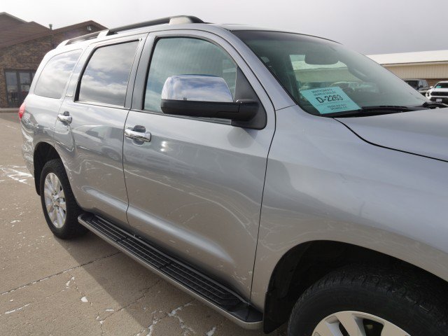 Used 2012 Toyota Sequoia Platinum image 10