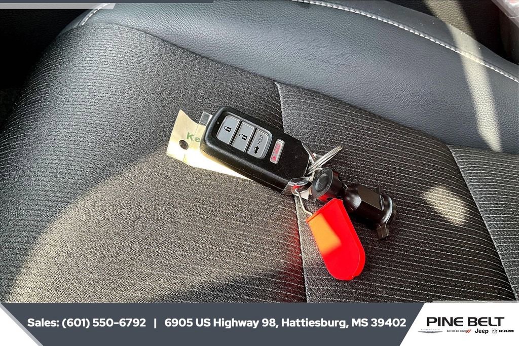 Used 2018 Honda Accord Sport image 9