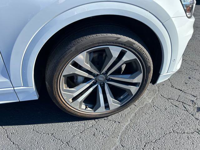 Used 2019 Audi Q8 Premium Plus w/ Premium Plus image 27