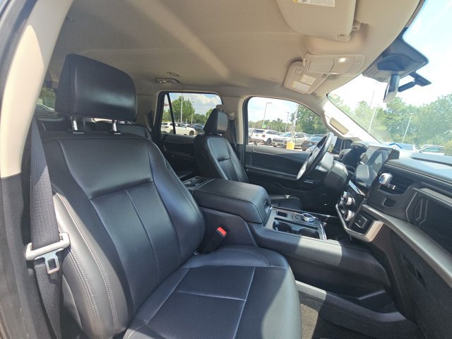 Used 2023 Ford Expedition XLT RWD image 19