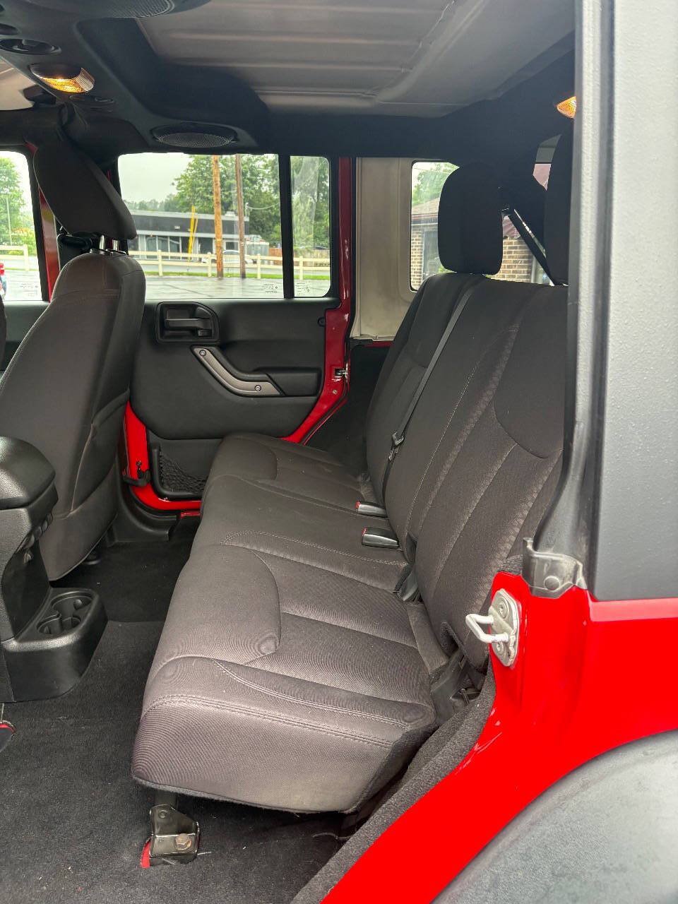 Used 2014 Jeep Wrangler Unlimited Sport w/ Quick Order Package 23S AWD/4WD image 19