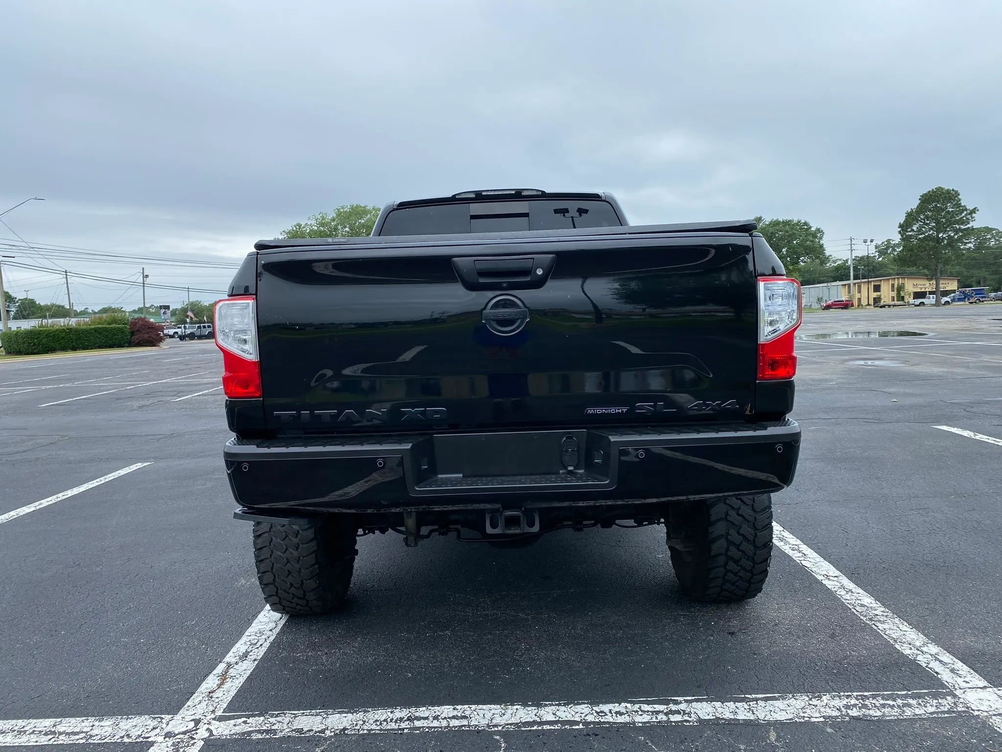 Used 2018 Nissan Titan PRO-4X w/ Pro-4x Convenience Package AWD/4WD image 8