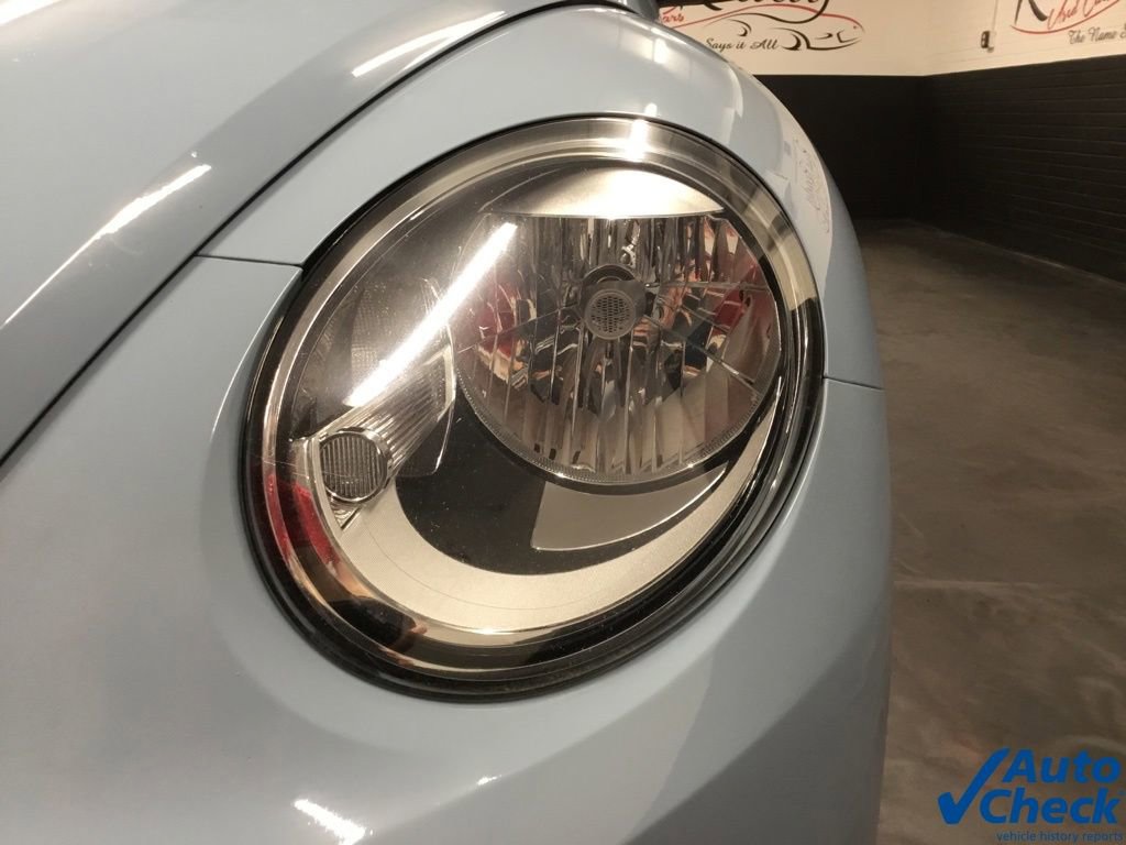 Used 2012 Volkswagen Beetle 2.5 FWD image 15