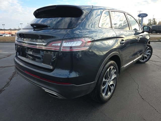 Used 2021 Lincoln Nautilus Reserve image 7