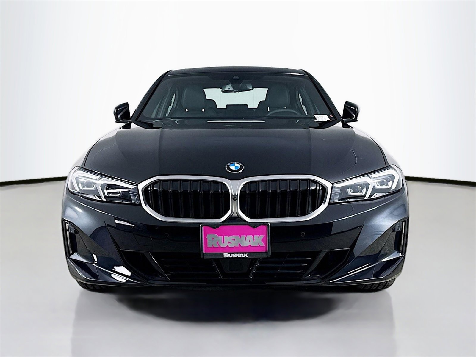 Used 2025 BMW 330i Sedan w/ Convenience Package image 2