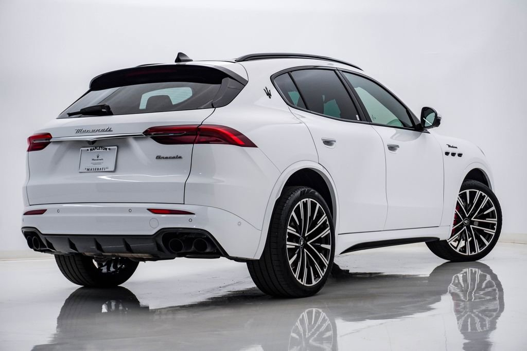 Used 2023 Maserati Grecale Modena image 9