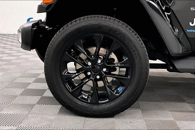Used 2023 Jeep Wrangler Unlimited Sahara w/ Cold Weather Group image 10